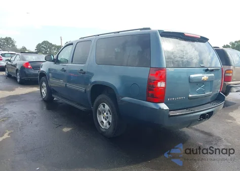 2010 Chevrolet Suburban 1500 Ls from USA, damaged, VIN 1GNUCHE0XAR125785